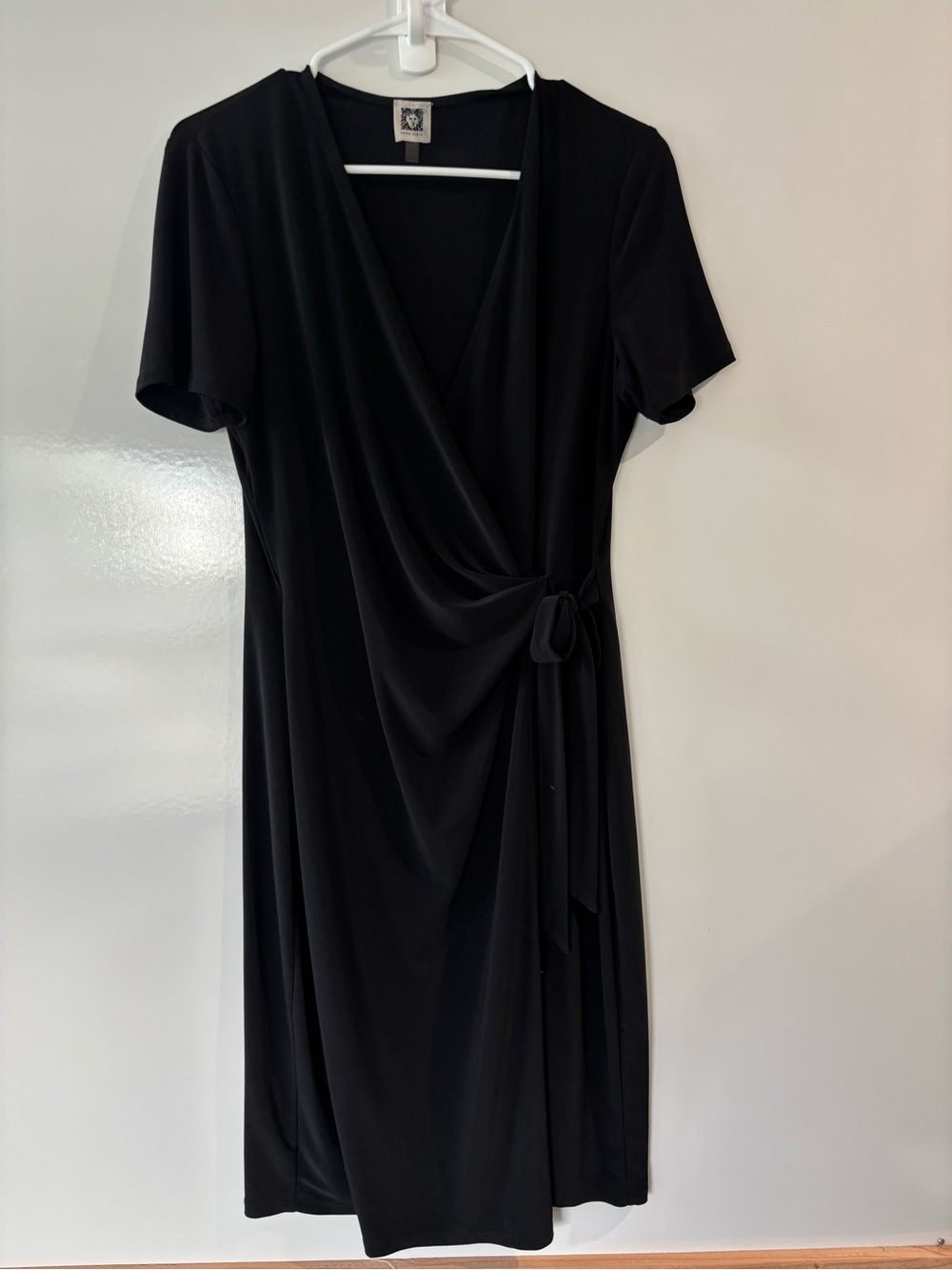 Anne Klein Black Short-Sleeve Wrap Dress with Side Tie